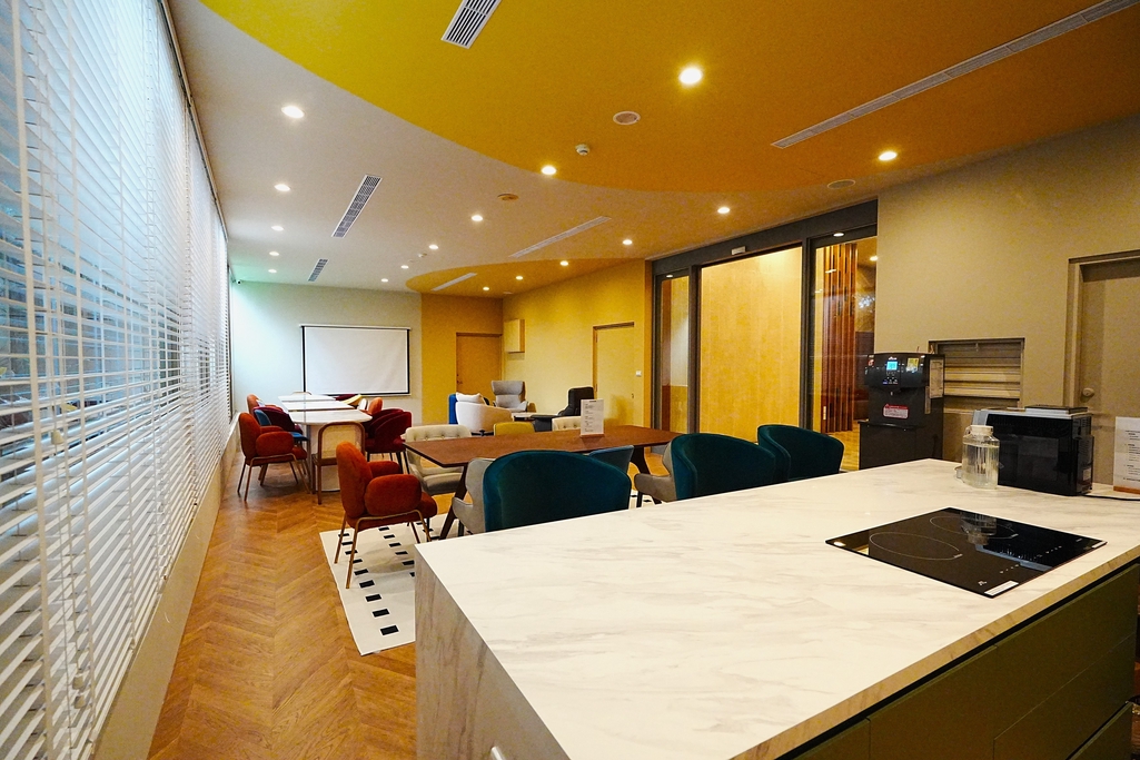 悅客 悅共享空間