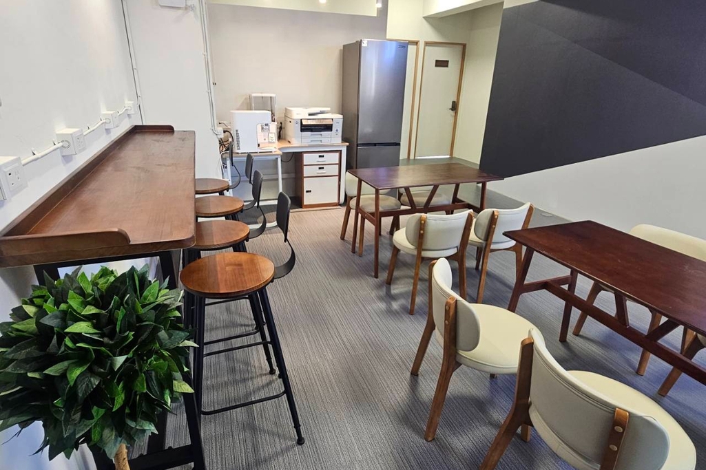 威保商務中心・建國館-​交誼廳