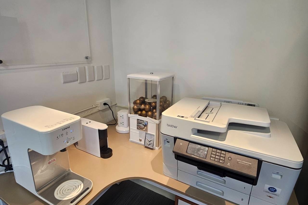 威保商務中心・建國館-​交誼廳