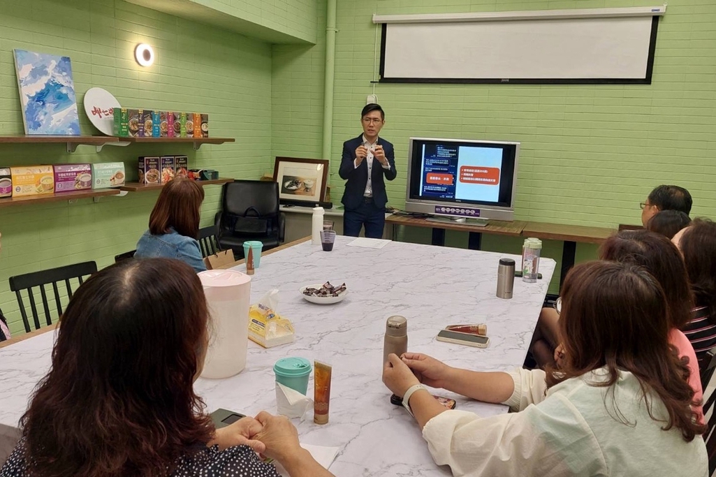 3~20人講座課程🎤團體聚會📽️慶生抓週｜停車限量免費及優惠│中原捷運站4分鐘｜☕🍽️暢銷美食｜992720人空間