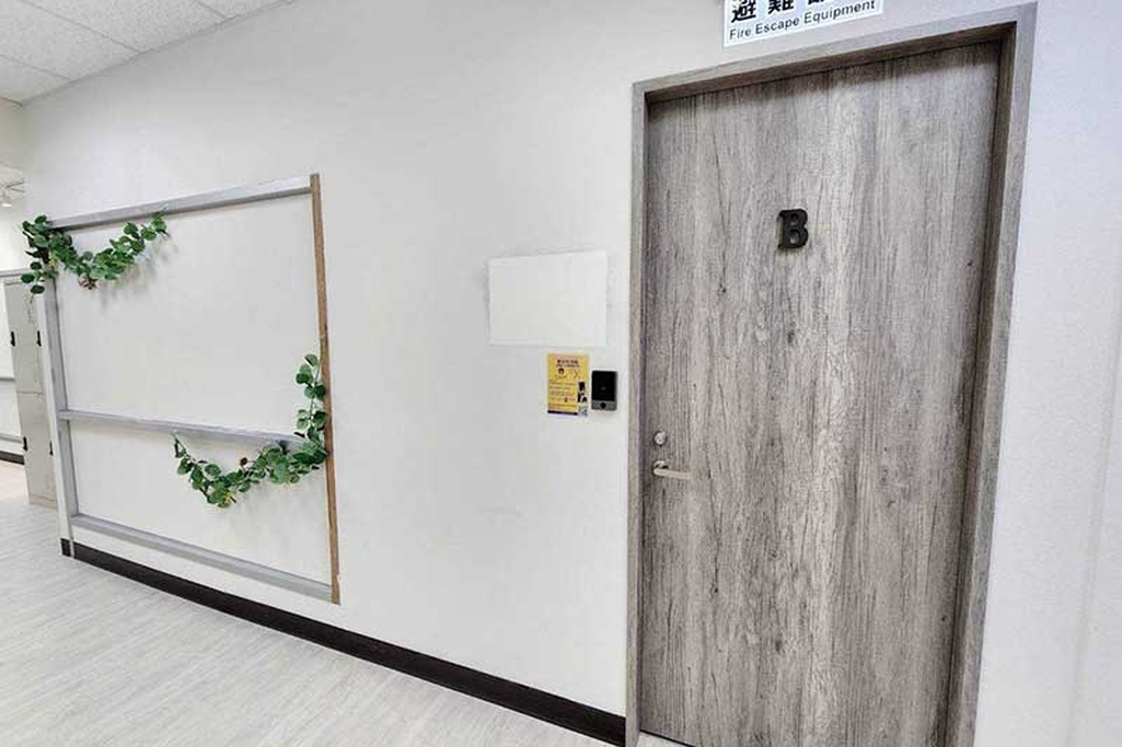 🚆捷運北車Z2出口2分鐘｜🪑29~40人｜📽投影音響｜🧊RO飲水｜📍新光三越正後方｜消建安合格｜許昌4B