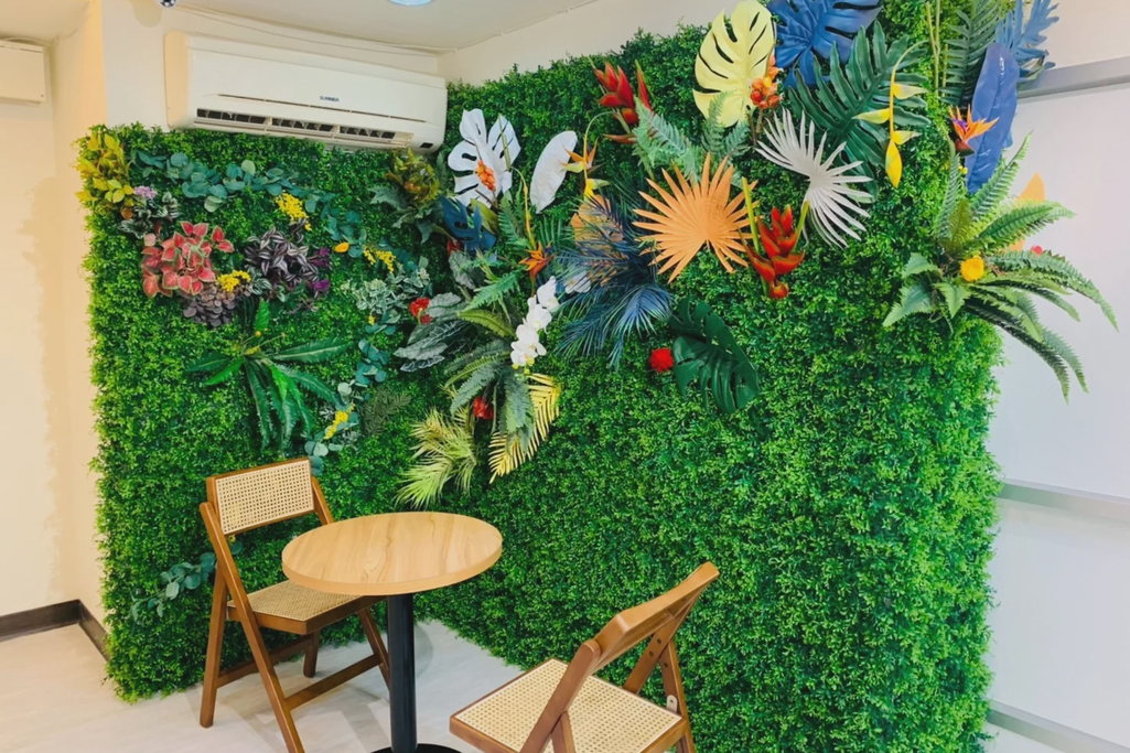 🚆捷運北車Z2出口2分鐘｜🪑21~30人｜📽投影音響｜🧊RO飲水｜📍新光三越正後方｜消建安合格｜許昌4D