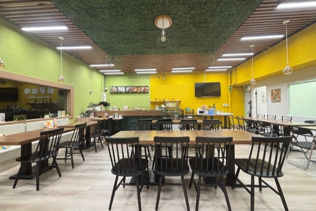 30至40人│🍽️☕️慶生抓週🎤團體聚會課程│停車限量免費及優惠│🚇中原捷運站4分鐘│暢銷美食｜9927開放空間