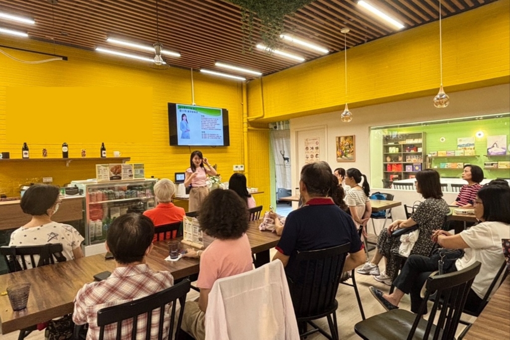 30至40人│🍽️☕️慶生抓週🎤團體聚會課程│停車限量免費及優惠│🚇中原捷運站4分鐘│暢銷美食｜9927開放空間