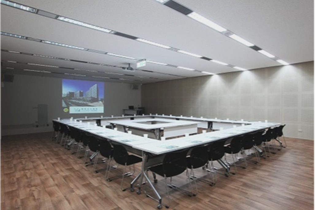 雍和台北園區會議室