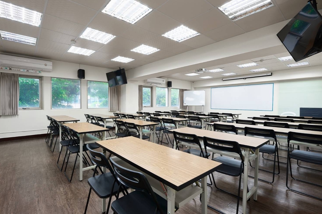 中山捷運站步行5分鐘,311陽光教室