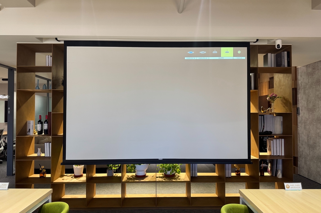 信義區｜市政府站100公尺｜多功能區｜投影設備・Wi-Fi